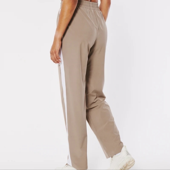 Gilly hicks hollister lightweight track stripe wide pants - Picture 4 of 5